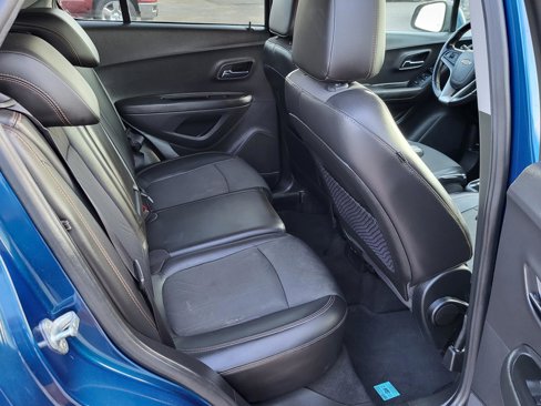 Used 2019 Chevrolet Trax LT w/ Driver Confidence Package image 11