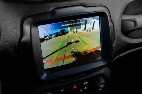 Used 2021 Jeep Renegade Limited w/ Sun & Sound Group image 30