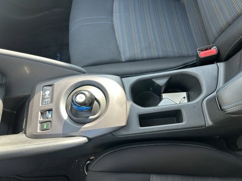Certified 2024 Nissan Leaf S image 17