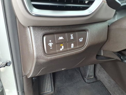 Used 2020 Hyundai Santa Fe Limited image 15