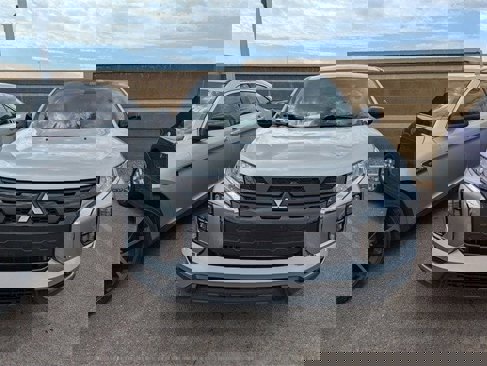 Used 2021 Mitsubishi Outlander Sport LE image 2
