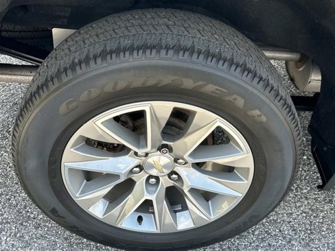 Used 2019 Chevrolet Silverado 1500 High Country image 8
