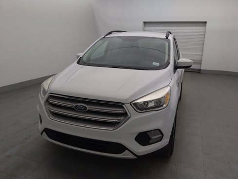 Used 2018 Ford Escape SE image 15