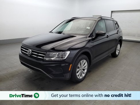 Used 2019 Volkswagen Tiguan S image 1