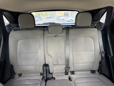 Used 2020 Ford Escape SE image 30
