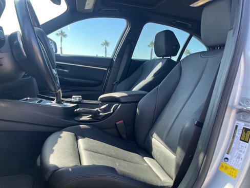 Used 2018 BMW 330i Sedan image 7