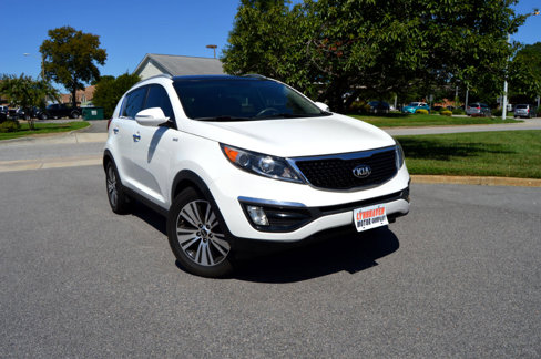 Used 2016 Kia Sportage EX w/ EX Premium Package image 2
