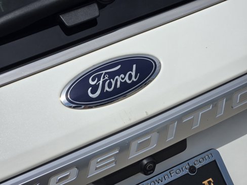 Certified 2021 Ford Expedition Max Platinum image 10