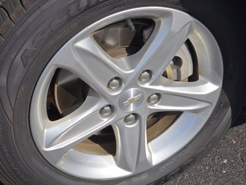 Used 2023 Chevrolet Malibu LT image 15