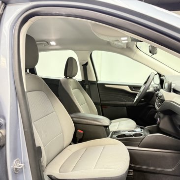 Used 2022 Ford Escape S image 16