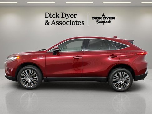 Used 2021 Toyota Venza XLE image 5