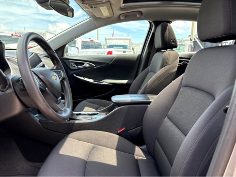 Used 2024 Chevrolet Malibu LT image 17