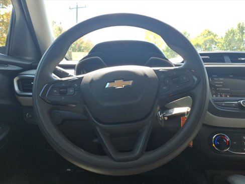 Used 2021 Chevrolet TrailBlazer LS image 9