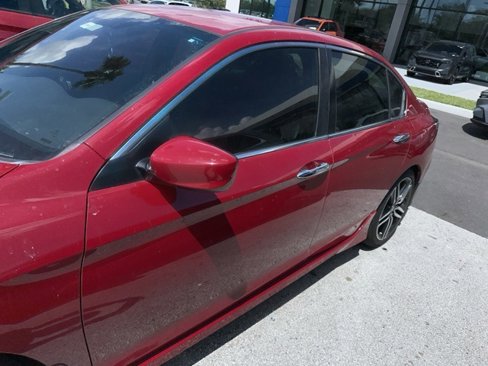 Used 2017 Honda Accord Sport Special Edition image 4