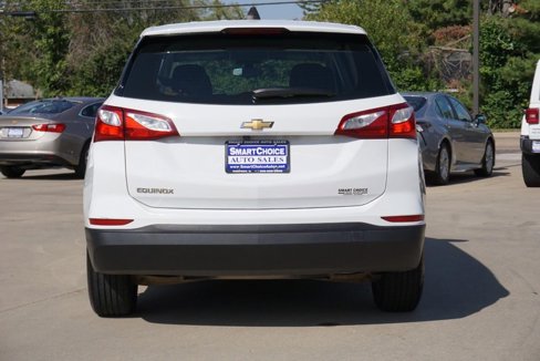 Used 2019 Chevrolet Equinox LS image 4