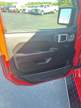 Used 2019 Jeep Wrangler Sport image 10