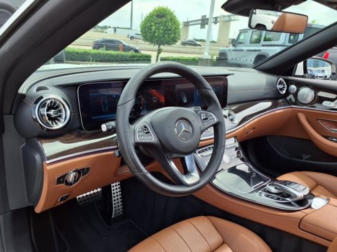 Used 2018 Mercedes-Benz E 400 Cabriolet image 4