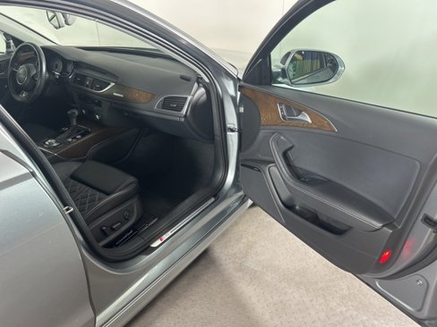 Used 2014 Audi S6 Prestige image 10