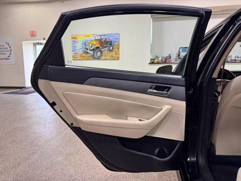 Used 2018 Hyundai Sonata SEL image 23