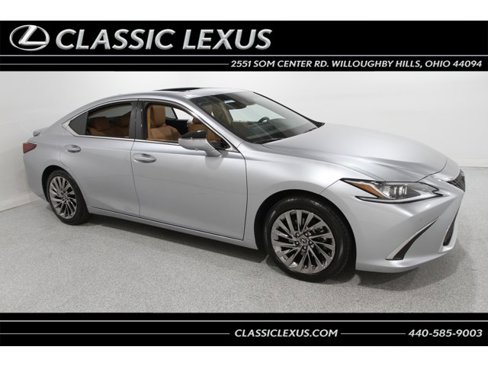 Certified 2024 Lexus ES 300h w/ Luxury Package image 1