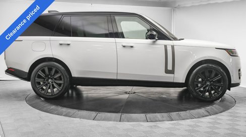 Used 2023 Land Rover Range Rover Long Wheelbase SE image 12