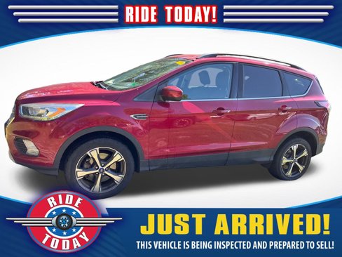 Used 2018 Ford Escape SEL image 1