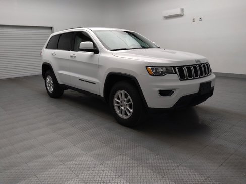 Used 2018 Jeep Grand Cherokee Laredo image 13