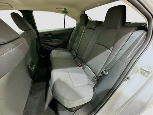 Used 2023 Toyota Corolla LE image 23
