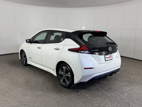 Used 2018 Nissan Leaf SV image 5