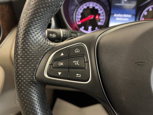 Used 2017 Mercedes-Benz GLC 300 4MATIC w/ Premium 1 Package image 12