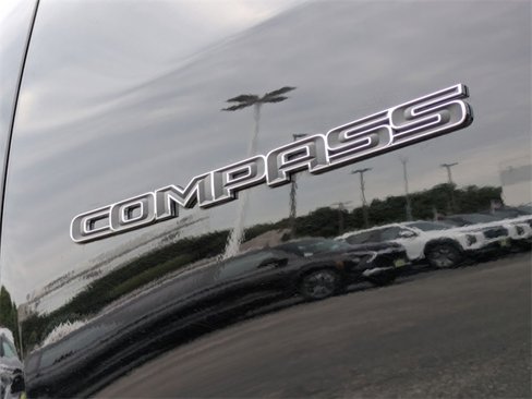New 2025 Jeep Compass Latitude w/ Convenience Group image 29