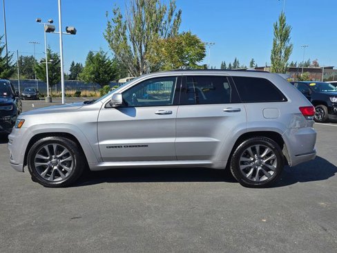 Used 2019 Jeep Grand Cherokee High Altitude image 2