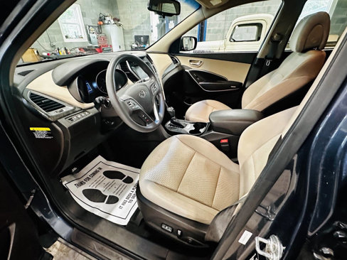 Used 2017 Hyundai Santa Fe Sport image 7