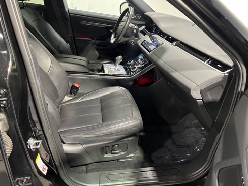 Used 2020 Land Rover Range Rover Evoque SE image 18