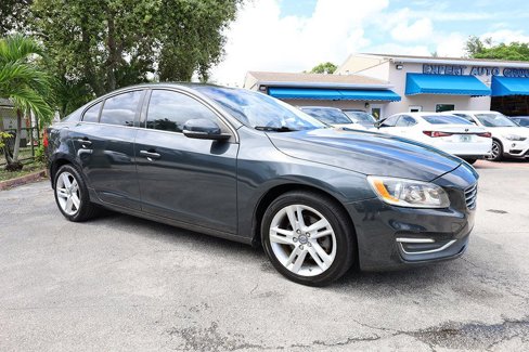 Used 2015 Volvo S60 T5 Premier image 1
