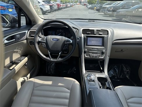 Certified 2019 Ford Fusion SEL image 13