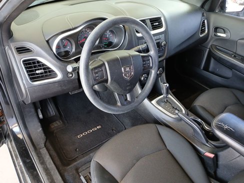 Used 2013 Dodge Avenger SE image 10