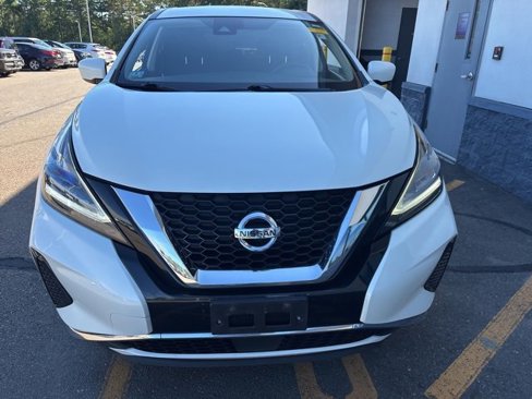 Used 2021 Nissan Murano S image 2