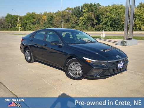 Used 2024 Hyundai Elantra SEL image 14