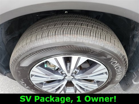 Used 2022 Nissan Rogue SV image 9