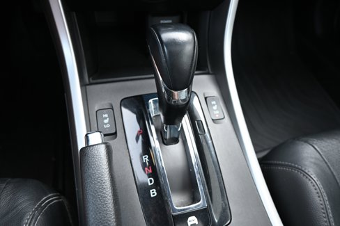 Used 2015 Honda Accord Touring image 27
