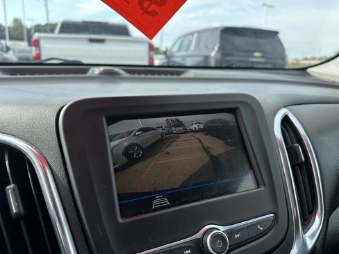Used 2019 Chevrolet Equinox LT w/ Driver Convenience Package image 32