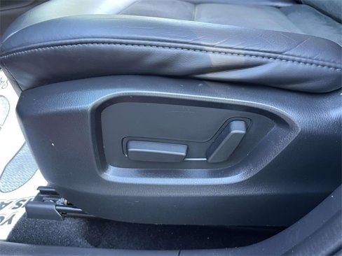 Used 2019 MAZDA CX-5 Touring image 15