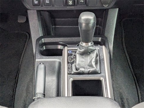 Used 2022 Toyota Tacoma SR5 image 24