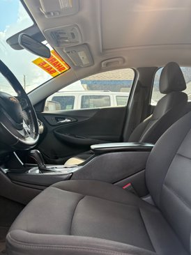 Used 2016 Chevrolet Malibu LT image 17