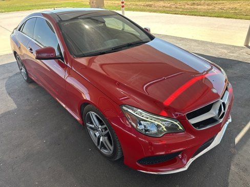 Used 2016 Mercedes-Benz E 400 Coupe image 1