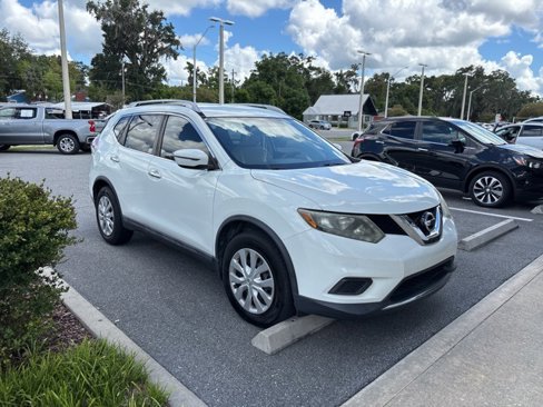 Used 2016 Nissan Rogue S w/ Appearance Package image 1