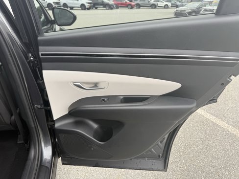 Used 2024 Hyundai Tucson SEL image 19