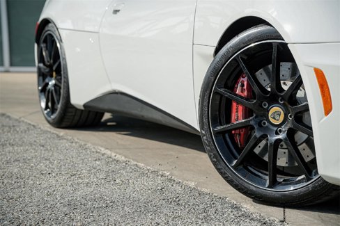 Used 2021 Lotus Evora image 2