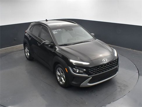 Used 2023 Hyundai Kona SEL w/ Winter Weather Package image 20